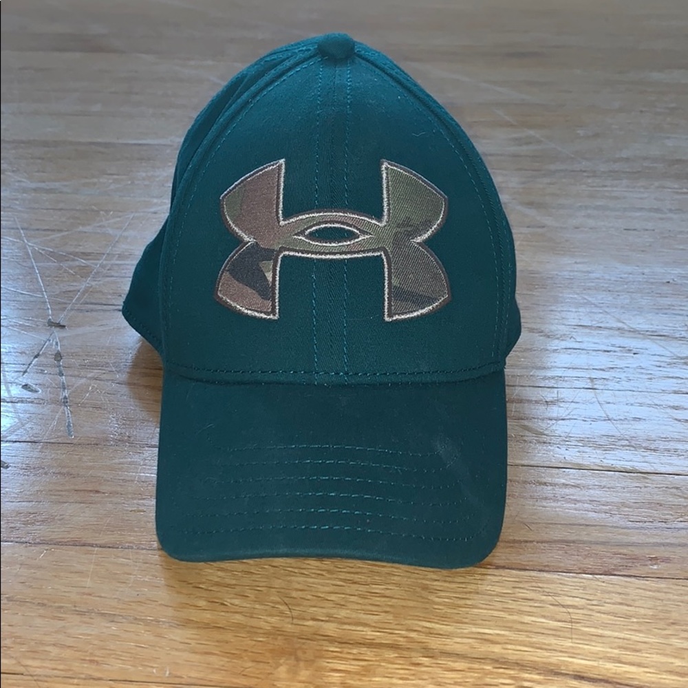 Women’s Under Armour hat
